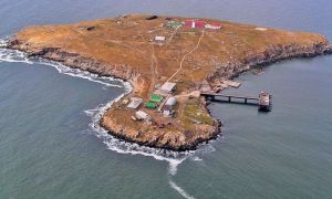 Atac asupra Insulei Șerpilor. Ucraina acuză Rusia că a folosite bombe cu FOSFOR