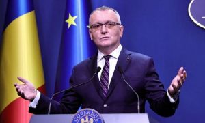 Ministrul Educaţiei, Sorin Cîmpeanu, ameninţat zilnic cu MOARTEA