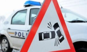 Șofer drogat și băut, prins gonind cu 125 km pe oră în Sibiu. A provocat un accident cu cinci victime