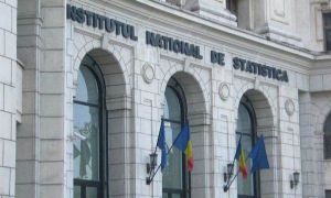 Deficitul comercial al României, în primul semestru, în creștere cu aproape 4,75 miliarde de euro 