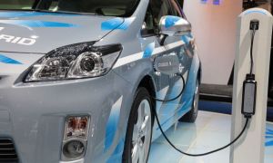 PREMIERĂ. Vânzările de mașini electrice și hybrid, în România, le-au depășit pe cele de mașini diesel