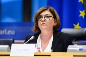 Adina Vălean, comisarul pe Transporturi al Comisiei Europene, ANUNȚ pentru românii afectaţi de Blue Air