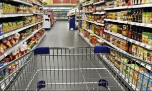 Puterea de cumpărare a românilor scade de la o lună la alta: Prețul alimentelor a crescut cu peste 19% în ultimul an.