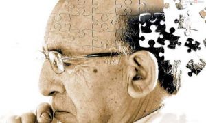 Descoperire importantă a cercetătorilor: Simptomele demenței pot să apară cu până la 9 ani înainte de izbucnirea bolii