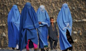 Femeile din Afganistan nu mai au VOIE în parcurile publice