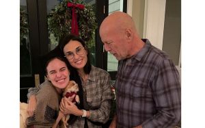 Bruce Willis, tot mai BOLNAV. Familia speră într-o minune de Crăciun
