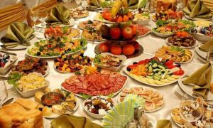 Ce alimente e bine să avem pe masa de Revelion pentru NOROC și bunăstare