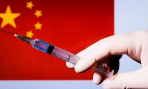 UE oferă gratuit Chinei vaccinuri anti-covid