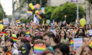 Fundația Accept: România, obligată să recunoască căsătoriile între persoanele de același sex