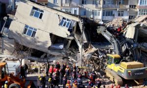 Bilanțul cutremurului din Turcia ar putea ajunge la 10.000 de MORȚI