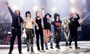 Celebra trupă Guns N Roses concertează în premieră la București în formulă consacrată