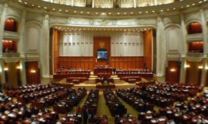 Parlamentarii au decis: Acești români vor ieși la pensie cu doi ani mai devreme