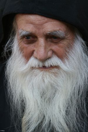 A MURIT cunoscutul Părinte Iulian Prodromitul din Sfântul Munte Athos
