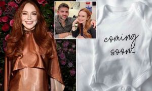 Actrița Lindsay Lohan a anunțat că este ÎNSĂRCINATĂ cu primul ei copil
