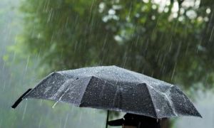 ANM: Informare meteo de ploi, vânt și răcire accentuată a vremii în toată țara, până miercuri seara