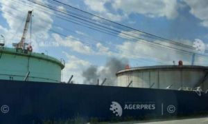 UPDATE: INCENDIU la Rafinăria Petrobrazi lângă Ploiești. Sunt 3 victime
