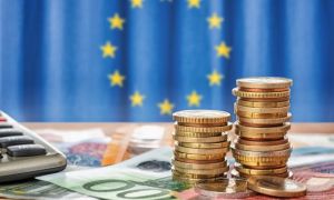 România se LAUDĂ cu tot mai mulți bani atrași din fondurile europene