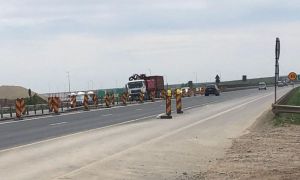 Probleme mari pe Autostrada Sebeş-Turda. Când va fi redeschis sectorul de drum surpat?
