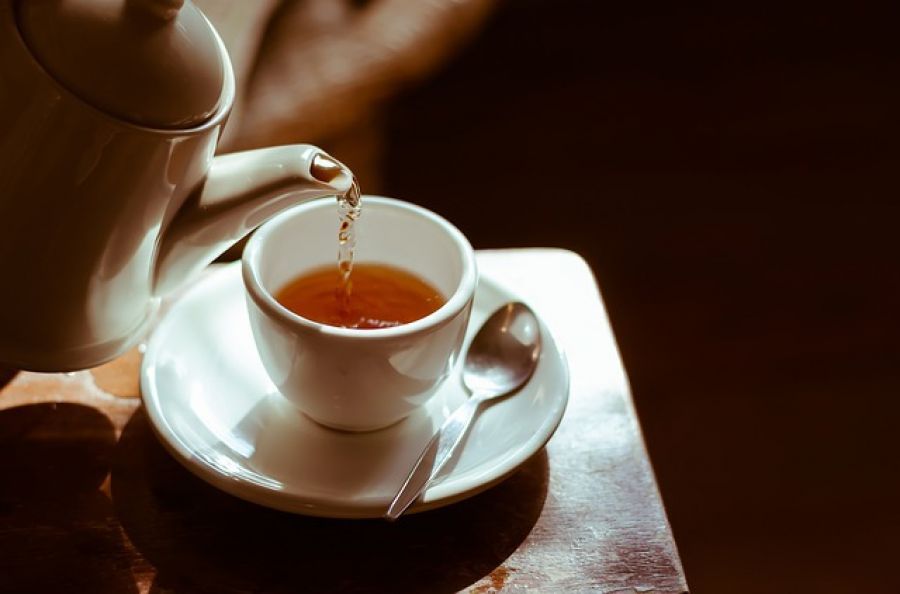 Cel mai eficient ceai pentru menținerea sănătății: Are efecte pozitive în peste 70 de boli și se găsește peste tot
