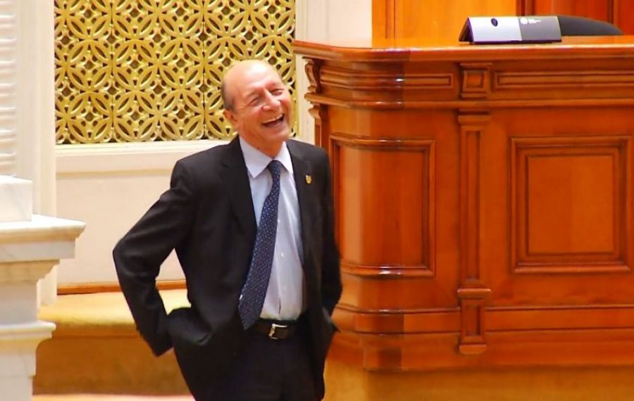 Băsescu critică DEMISIILE PSD și USR: ”E culmea lichelismului politic”
