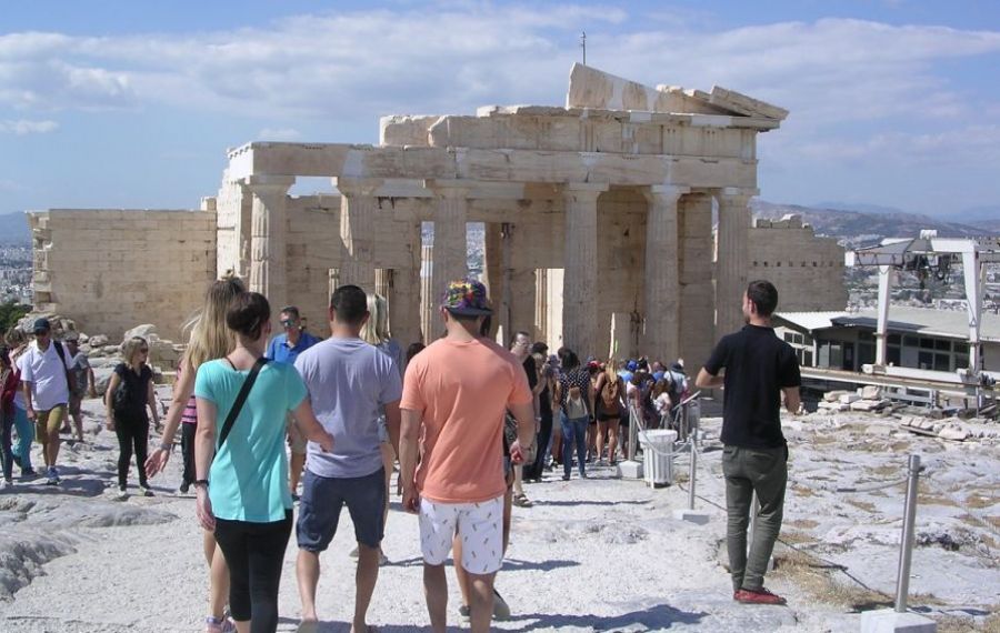 RESTRICȚII mai dure pentru cei care călătoresc în Grecia