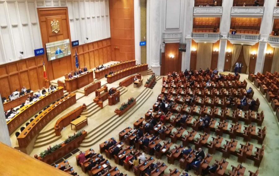 Parlamentarii, în PERICOL! Sancțiuni drastice pentru cei care chiulesc