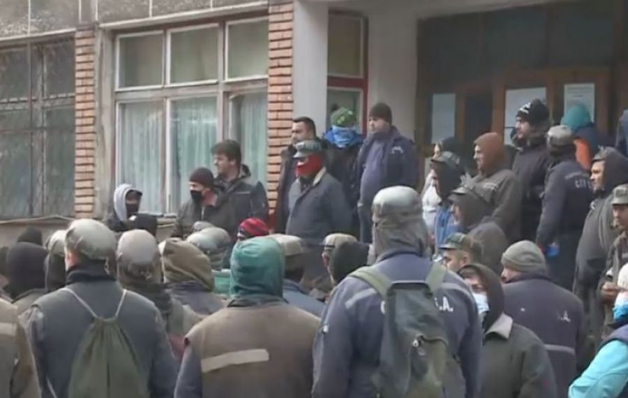 Protestul minerilor din Valea Jiului. Administratorul Complexului Energetic Hunedoara și-a dat DEMISIA