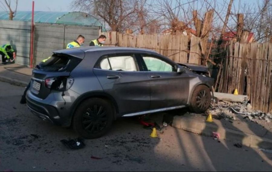 ULTIMA ORĂ: au murit ambele fete lovite de o mașină astăzi, pe trotuar, în București