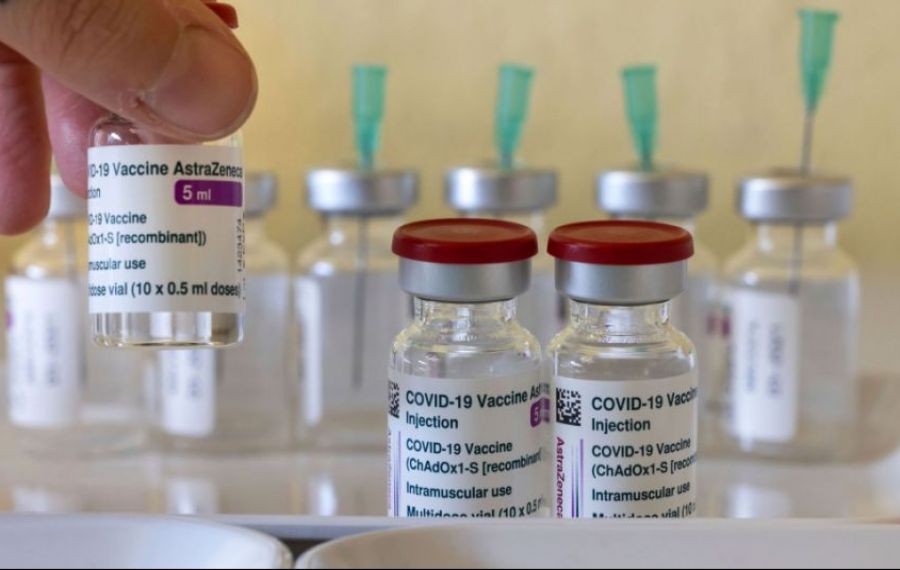 Cea mai mare tranșă de vaccin AstraZeneca ajunge vineri în România