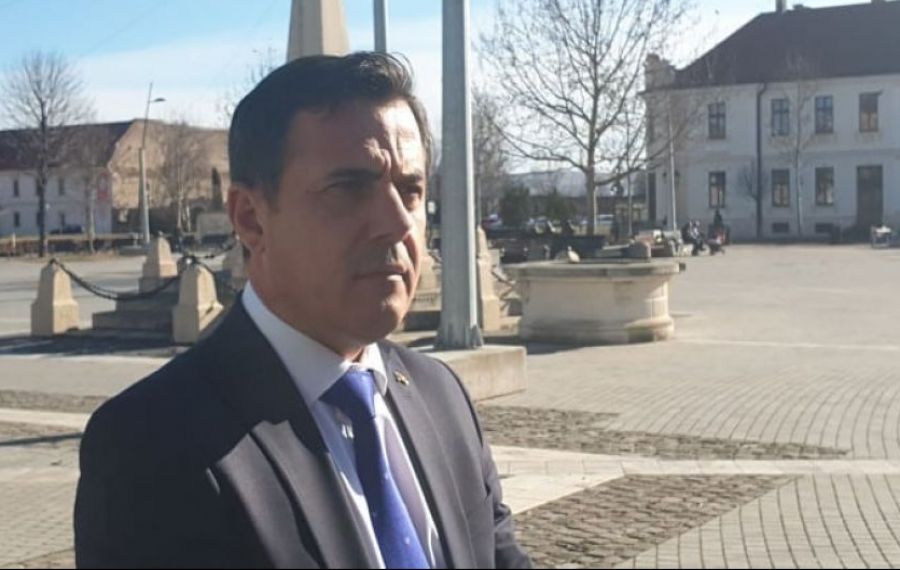Fostul ministru, Ion Ștefan a fost transportat de urgență la un spital din București