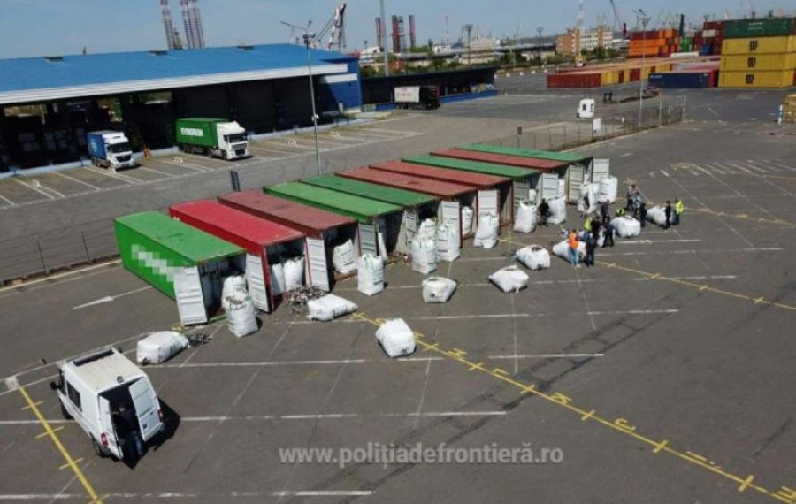 Zece containere cu DEȘEURI, descoperite în Portul Constanța. De unde proveneau