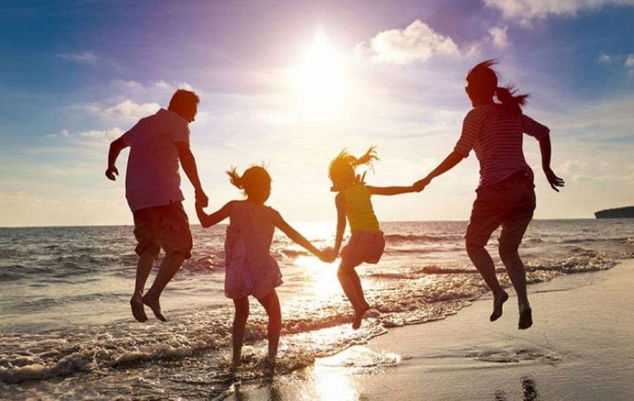Mai SIMPLU cu copiii în vacanță! Cele mai recente reguli din UE