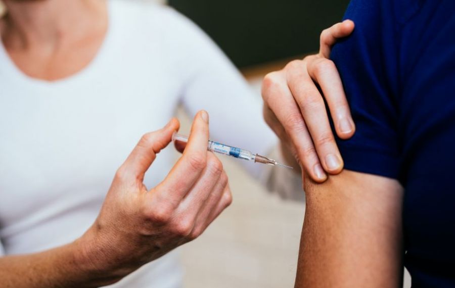 Doar 17.358 de persoane vaccinate cu prima doză în ultimele 24 de ore