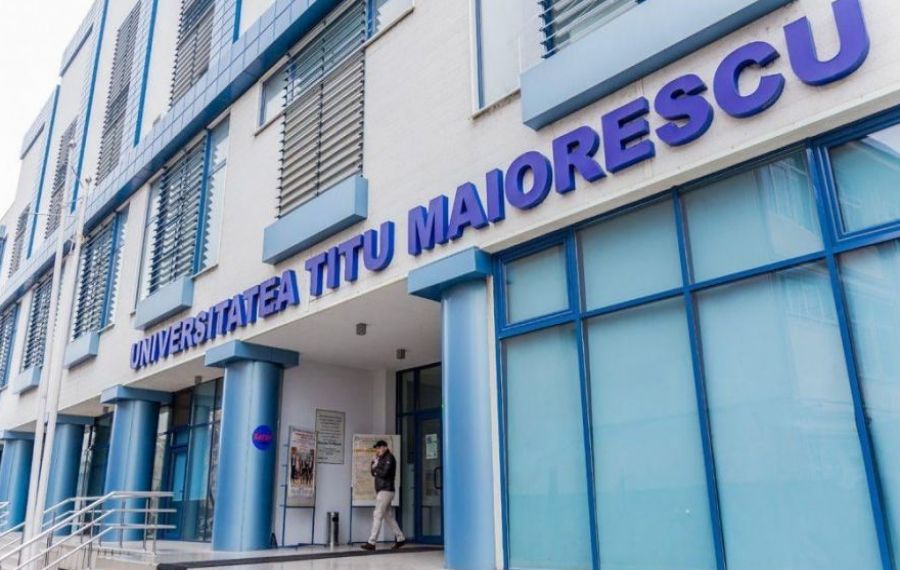PERCHEZIȚII la Universitatea „Titu MAIORESCU” din București. Polițiștii anchetează vânzarea ILEGALĂ a unor apartamente din cămine