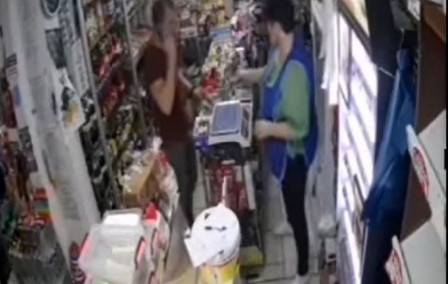 Un bărbat a încercat să cumpere țigări cu bancnotă de 500 de lei trasă la XEROX