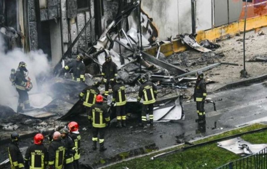 Un avion românesc s-a PRĂBUȘIT lângă Milano. Opt oameni au murit