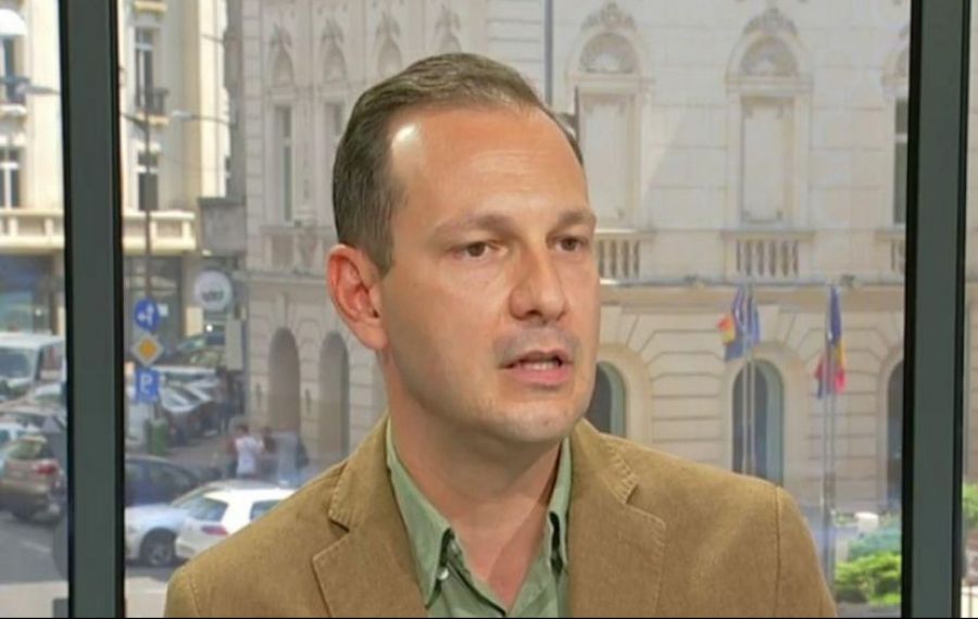 Medicul Radu Țincu acuză autoritățile: ”Este foarte dificil ca o CRIZĂ sanitară să poată fi gestionată cu instabilitate politică”