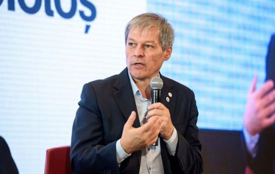 Dacian Cioloș: ”O minoritate vocală a impus șmechereala, combinațiile și bătutul din buze”