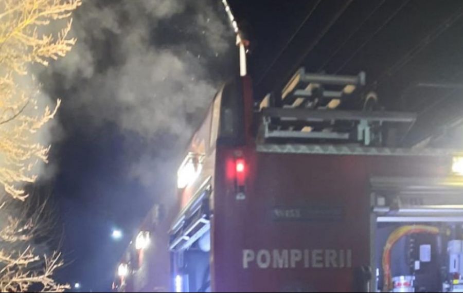 UPDATE: Explozie într-o gară din Bistrița-Năsăud. Doi oameni au ajuns la spital
