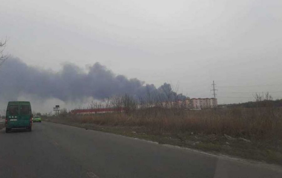 UPDATE: Incendiu la un centru REMAT din Glina. Centura Capitalei e BLOCATĂ total!