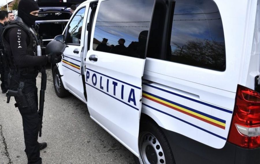 DGPMB: Seif cu 300.000 de euro, furat dintr-o locuință din Sectorul 1; percheziții în Capitală și în județul Ialomița