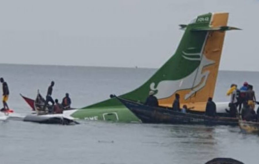 Un avion de pasageri care zbura pe o rută internă din Tanzania s-a prăbușit în Lacul Victoria; 15 pasageri au fost salvați