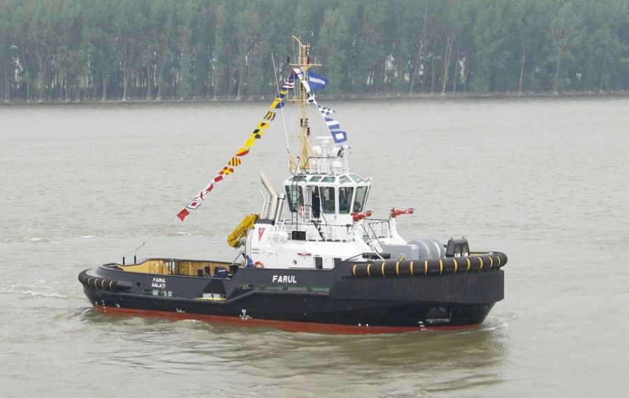 Trei nave așteaptă acceptul autorităților pentru a face măsurători pe Canalul Bâstroe