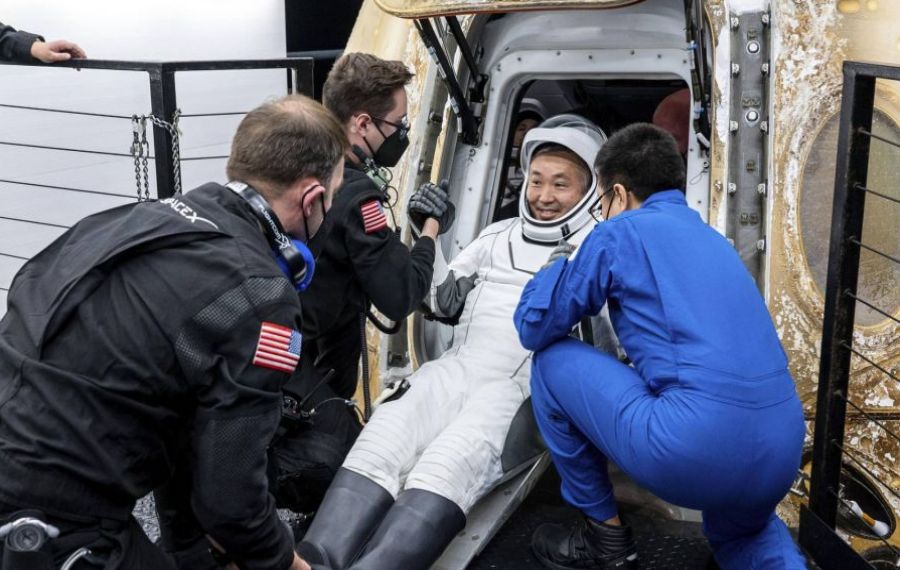 Echipajul misiunii Crew-5 a revenit pe Pământ după 5 luni petrecute pe Stația Spațială Internațională