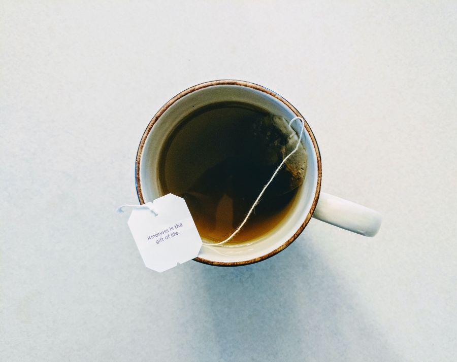 Ceaiul care te ajută să elimini toxinele și îți îmbunătățește metabolismul