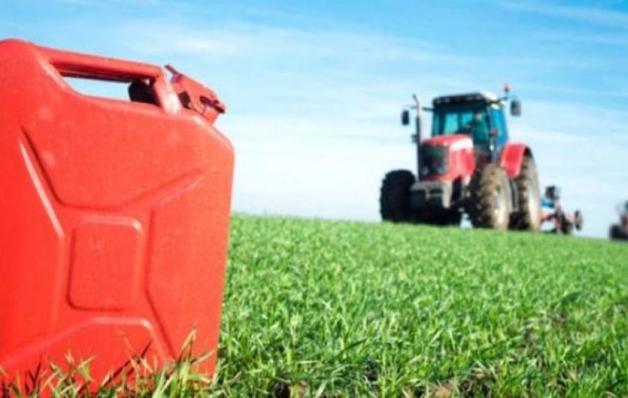 Vești bune pentru agricultori: Se pregătește reducerea accizei la motorina utilizată în agricultură