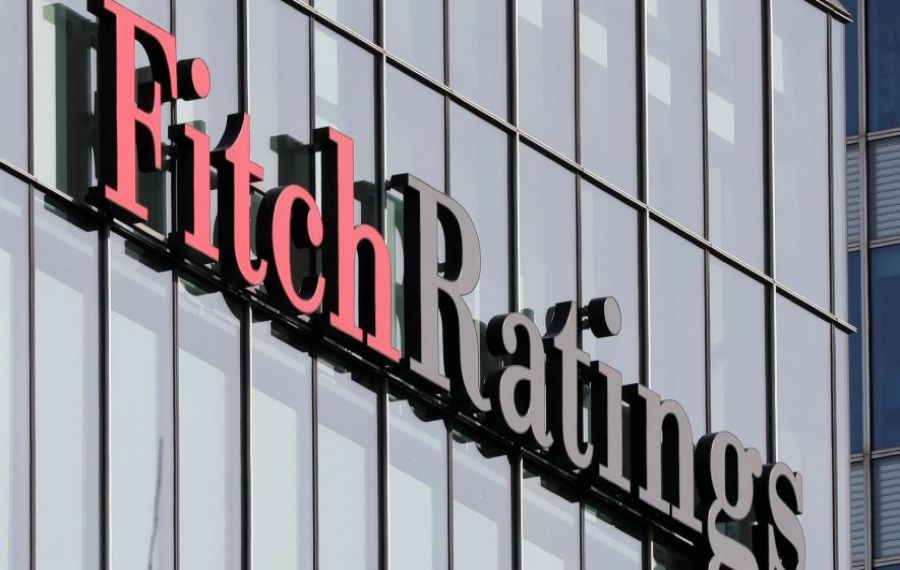 Fitch a retrogradat ratingul Franței cu o treaptă, până la "AA minus"