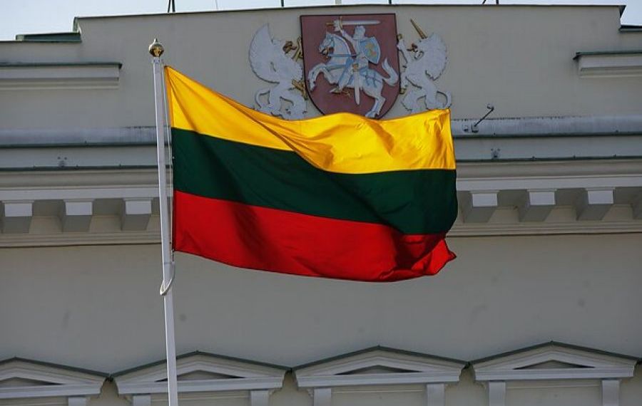 CORUPȚIE la nivel înalt în Lituania. Mai mulți miniștri ar fi folosit bani publici în folos personal
