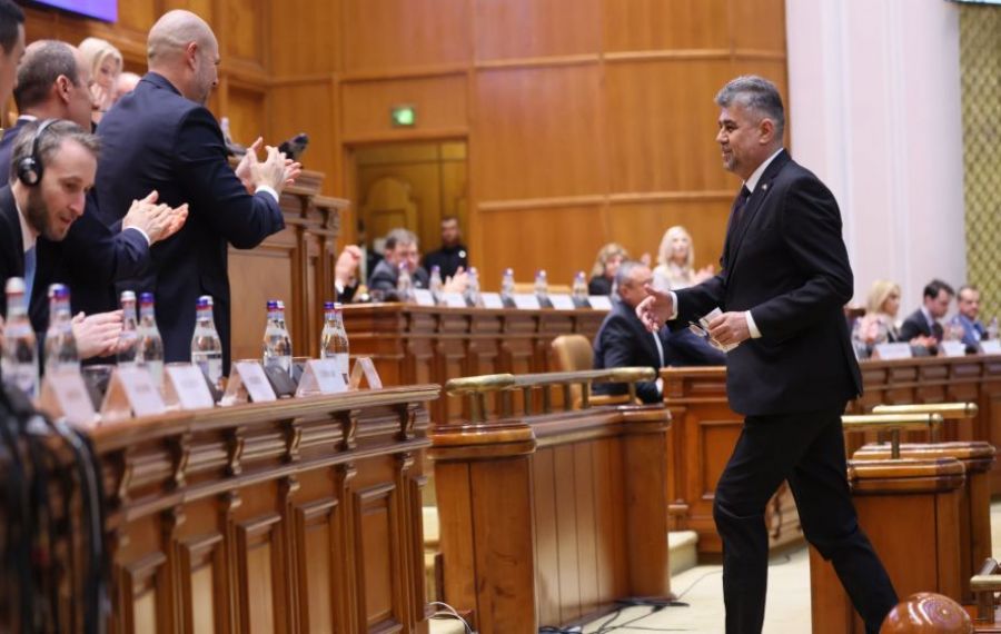 UPDATE: Guvernul CIOLACU a trecut de votul Parlamentului