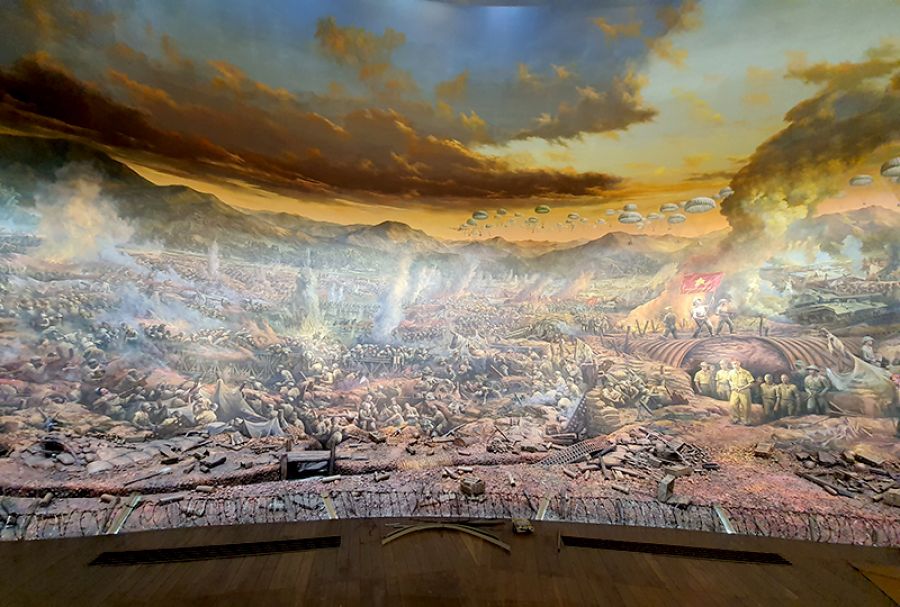 VIETNAM. Cea mai mare pictură panoramică din lume, 'Bătălia de la Dien Bien Phu”, ocupă o suprafață de peste 3.200 mp